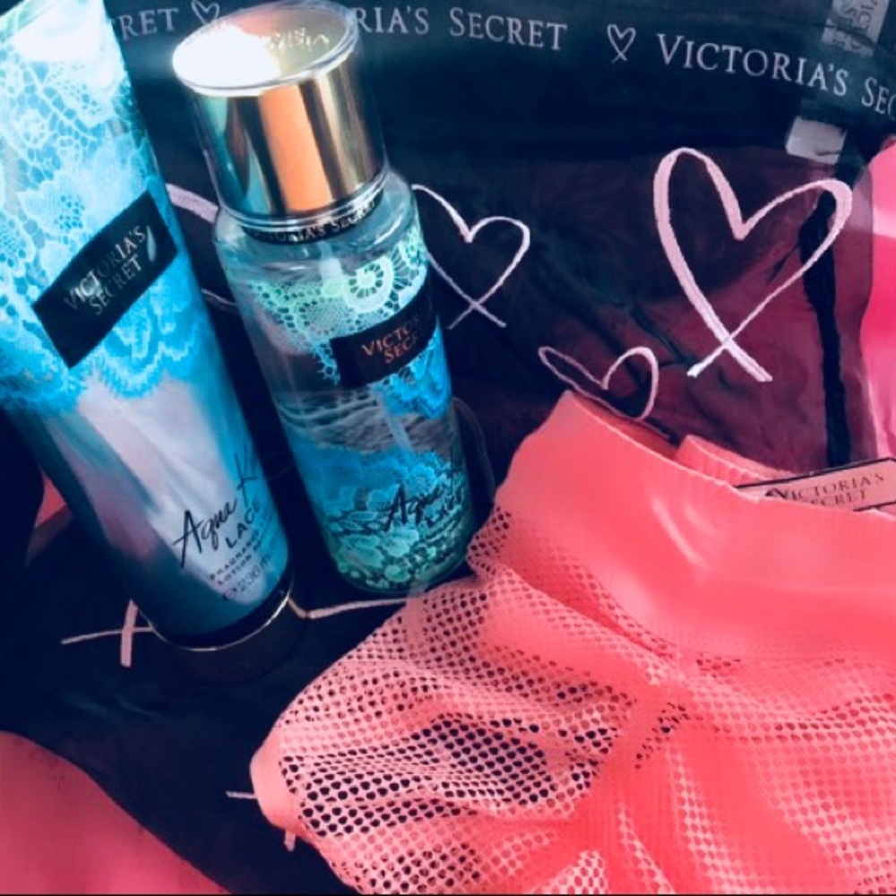 Victoria’s Secret Valentine’s Day Gift Bundle🆕 - Picture 3 of 4